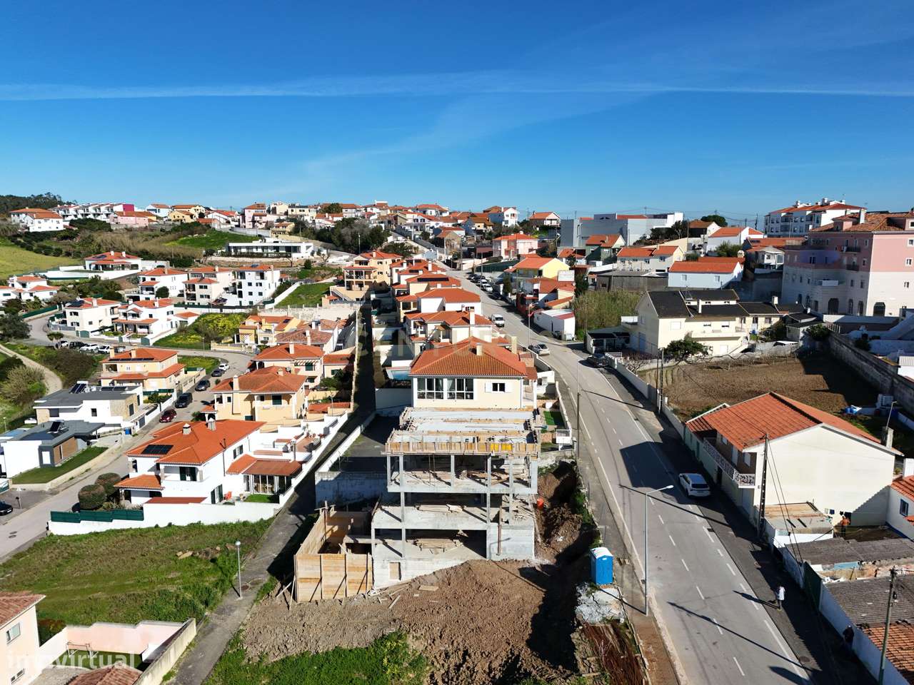 Moradia independente à venda na Rua da Escola na Encarnação (Mafra) - Grande imagem: 4/22