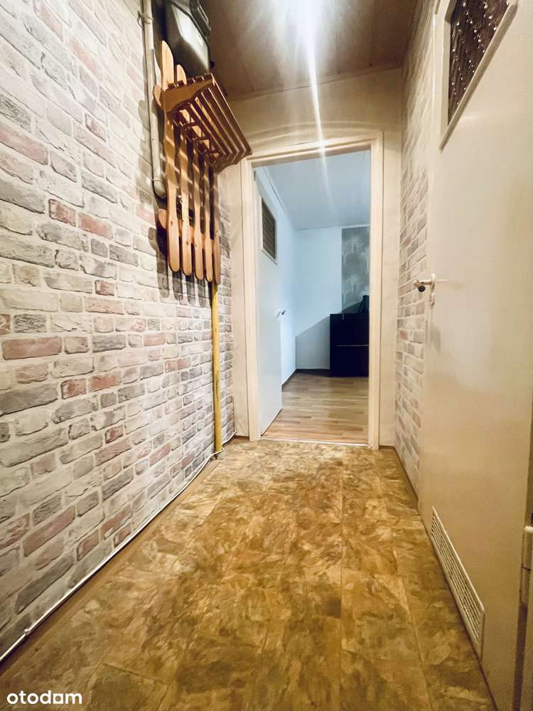 Dwupokojowe, 1 piętro z ogrzewaniem z sieci w dobrej cenie.-9