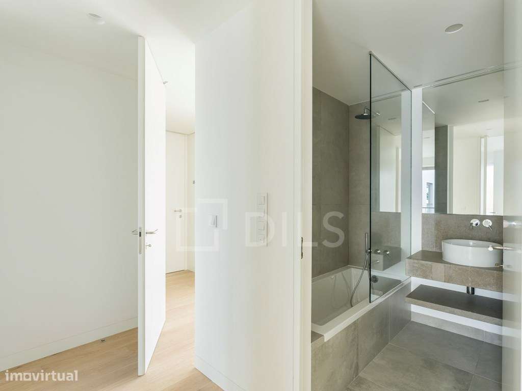 Apartamento T2 na Estrela, Lisboa, com vista rio e garagem-7