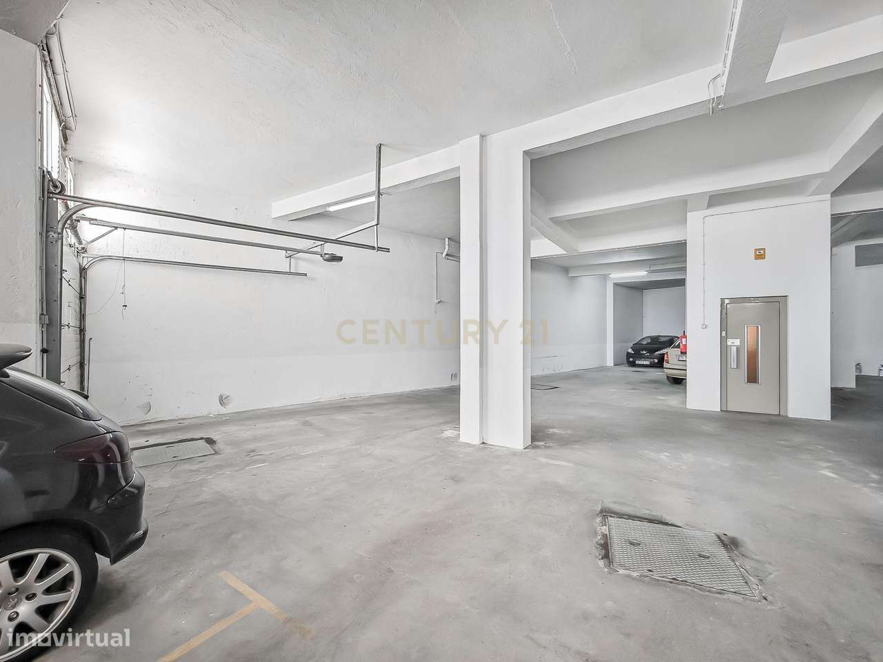 Viver no Estoril: T2 Renovado com Vista Mar, a 5 min a pé da Praia e d-29