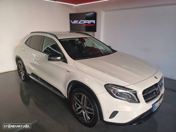 Mercedes-Benz GLA 180 - 8