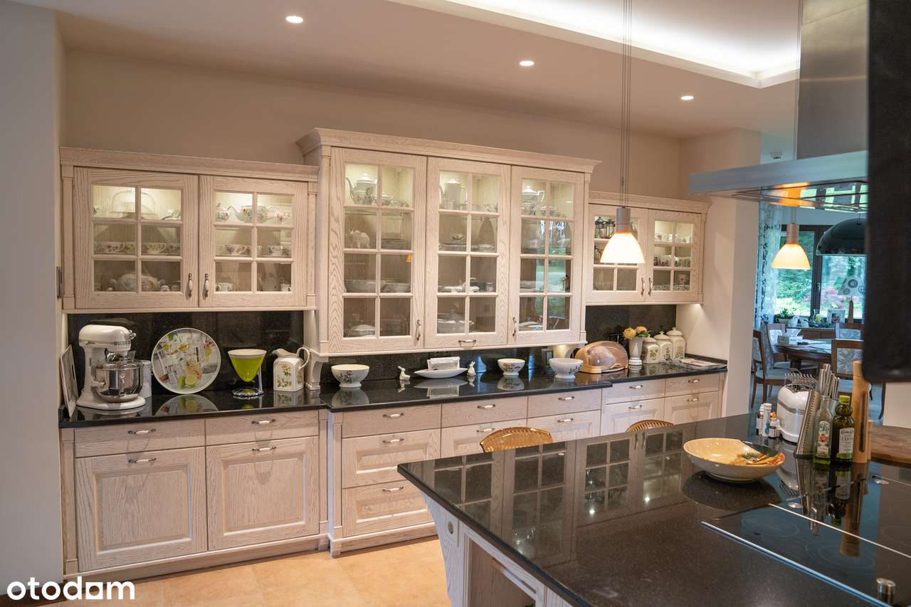 PIĘKNA, UNIKATOWA NA RYNKU POZNAŃSKIM NIERUCHOMOŚĆ-13