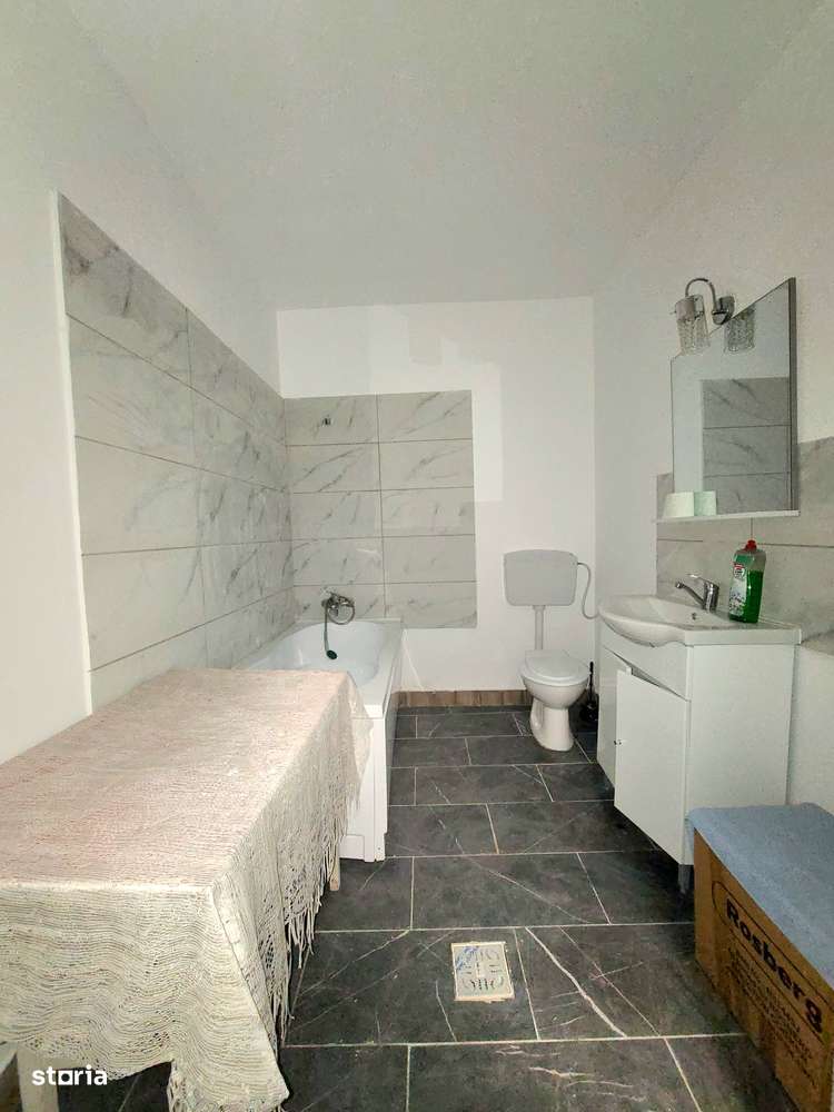 Inchiriez casa in centru [complet renovata] - Imagine principală: 5/8