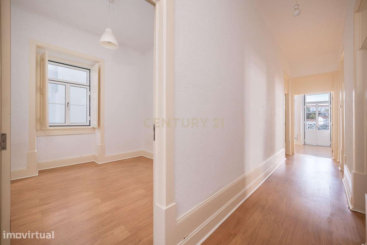 Apartamento T3+1 com varanda | Rua Guerra Junqueiro, Coimbra-11