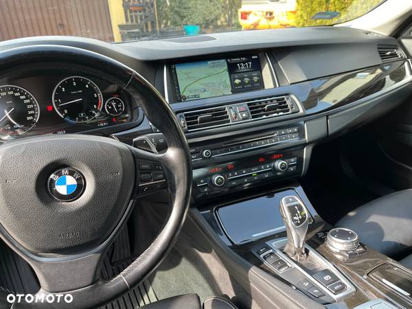BMW Seria 5 535d xDrive Luxury Line - 9