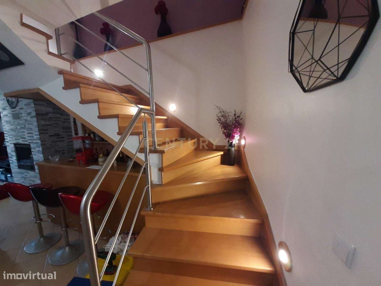 Moradia  T3 na  Lourinhã com Piscina  Garagem e Churrasqueira-14