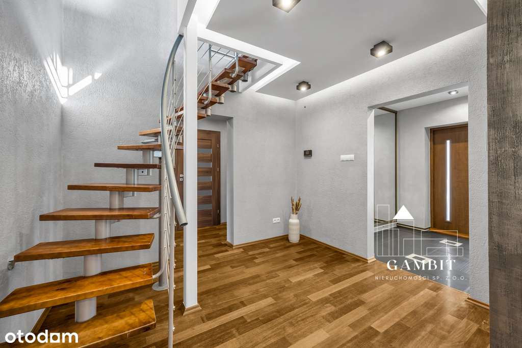 Nowoczesny 5 pok. dom z  dużym ogrodem pod Warszawą-7