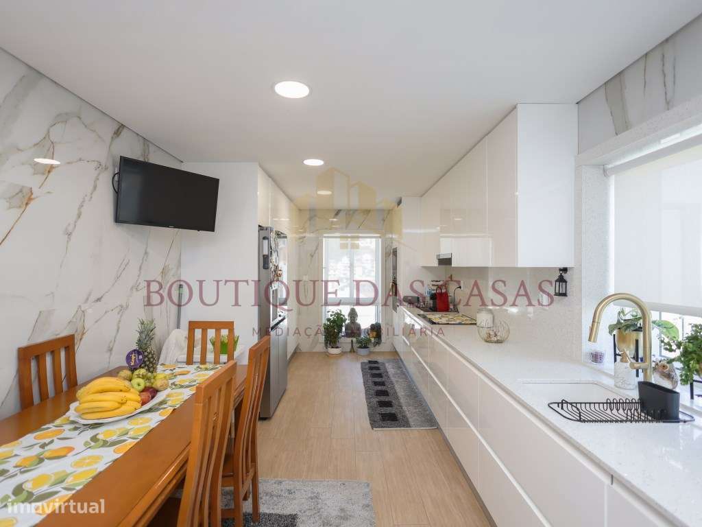 T3 Último Piso com Elevador | Remodelado | 3 Frentes | Muita Luz | ...-5