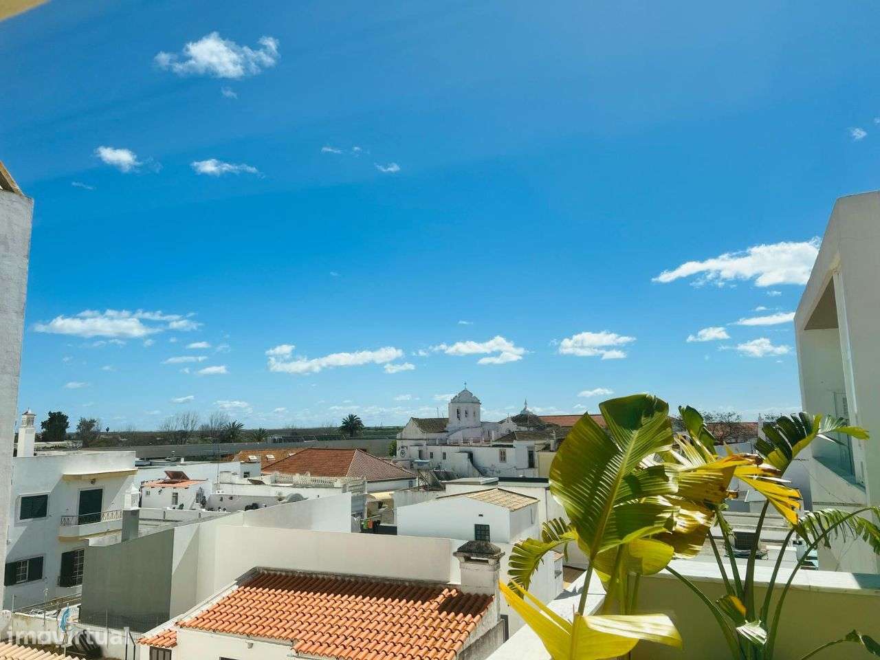 Moradia T4 com garagem baixa de Faro-53