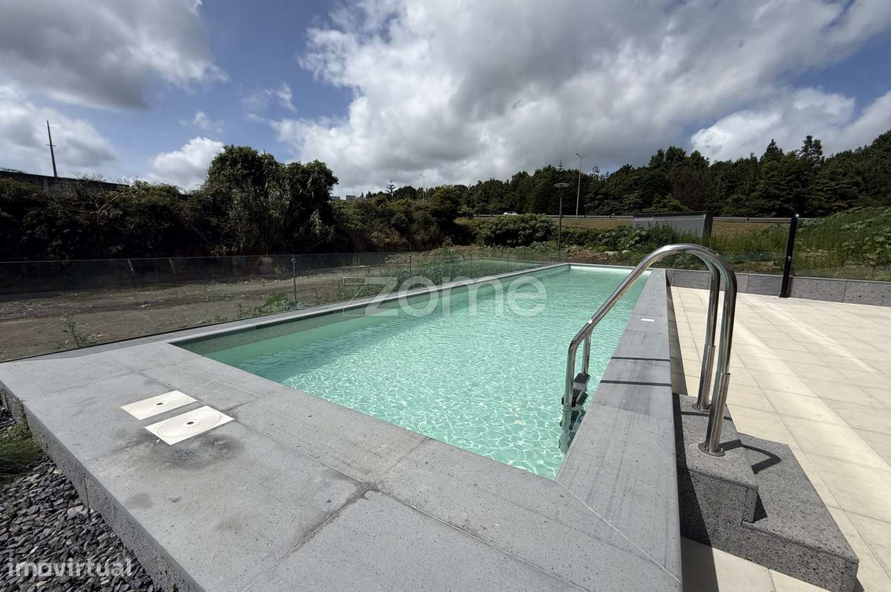 Apartamento T2 novo, com terraço e piscina, em Ponta Delgada-28
