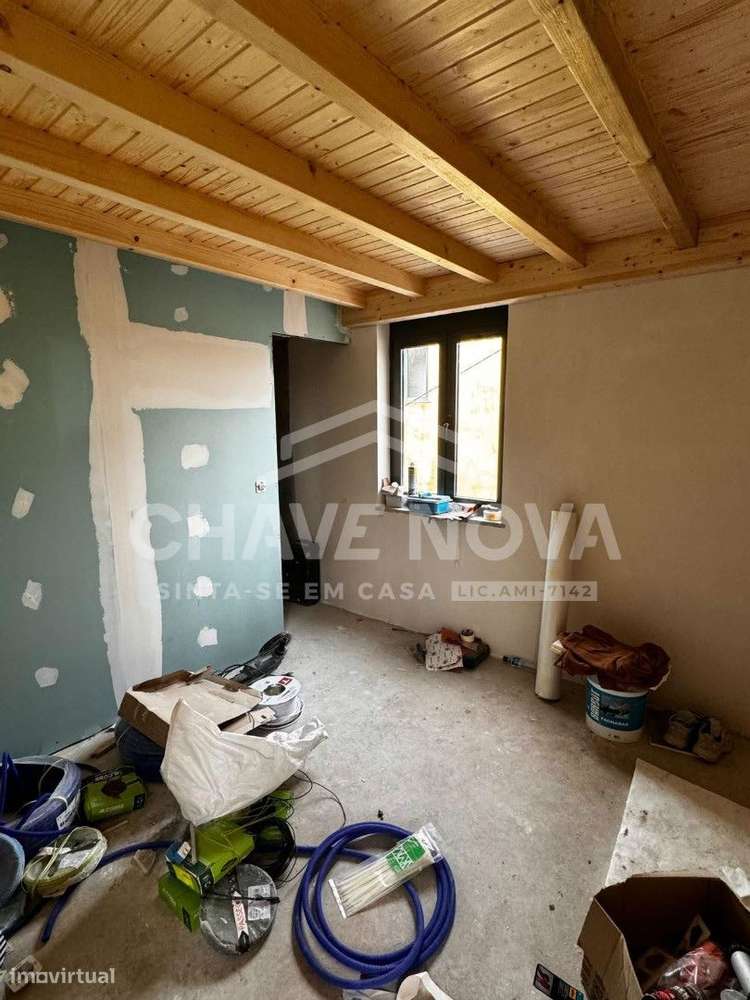 llha com 6 Habitações em Vila Nova de Gaia – Junto ao Metro - Grande imagem: 5/8