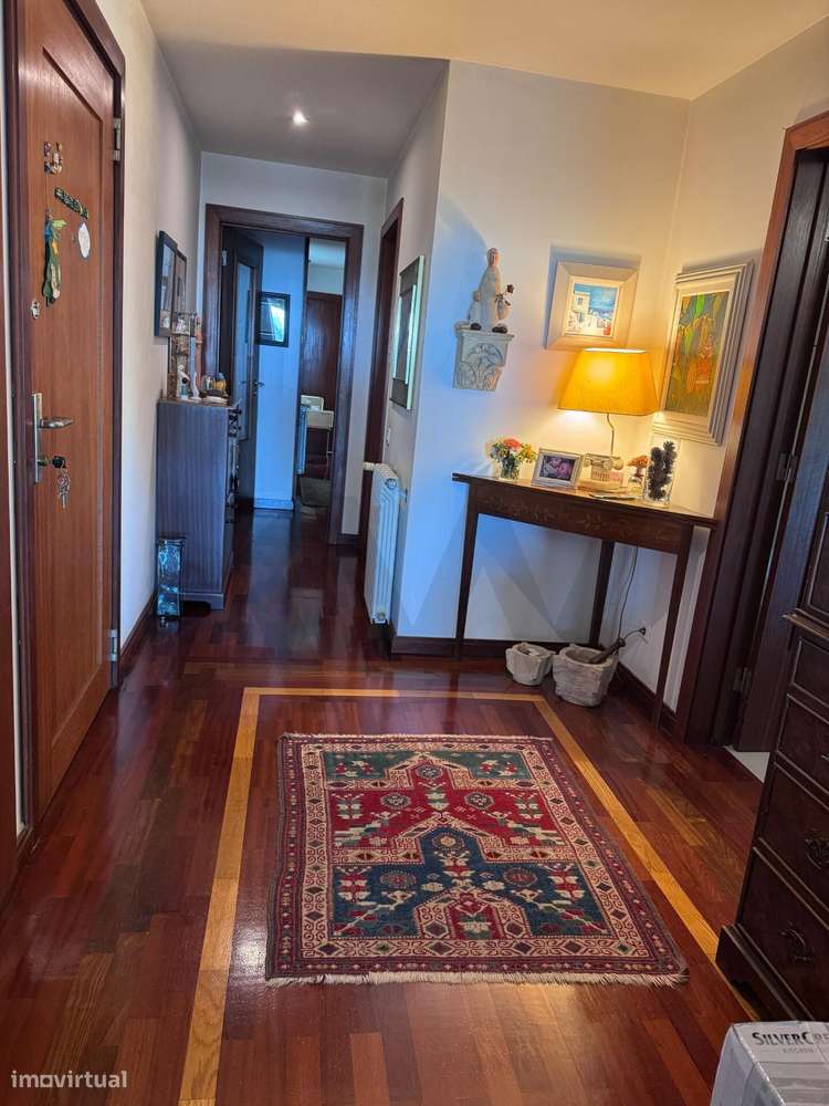 Apartamento T4 na Primeira Linha de Mar em Matosinhos-7
