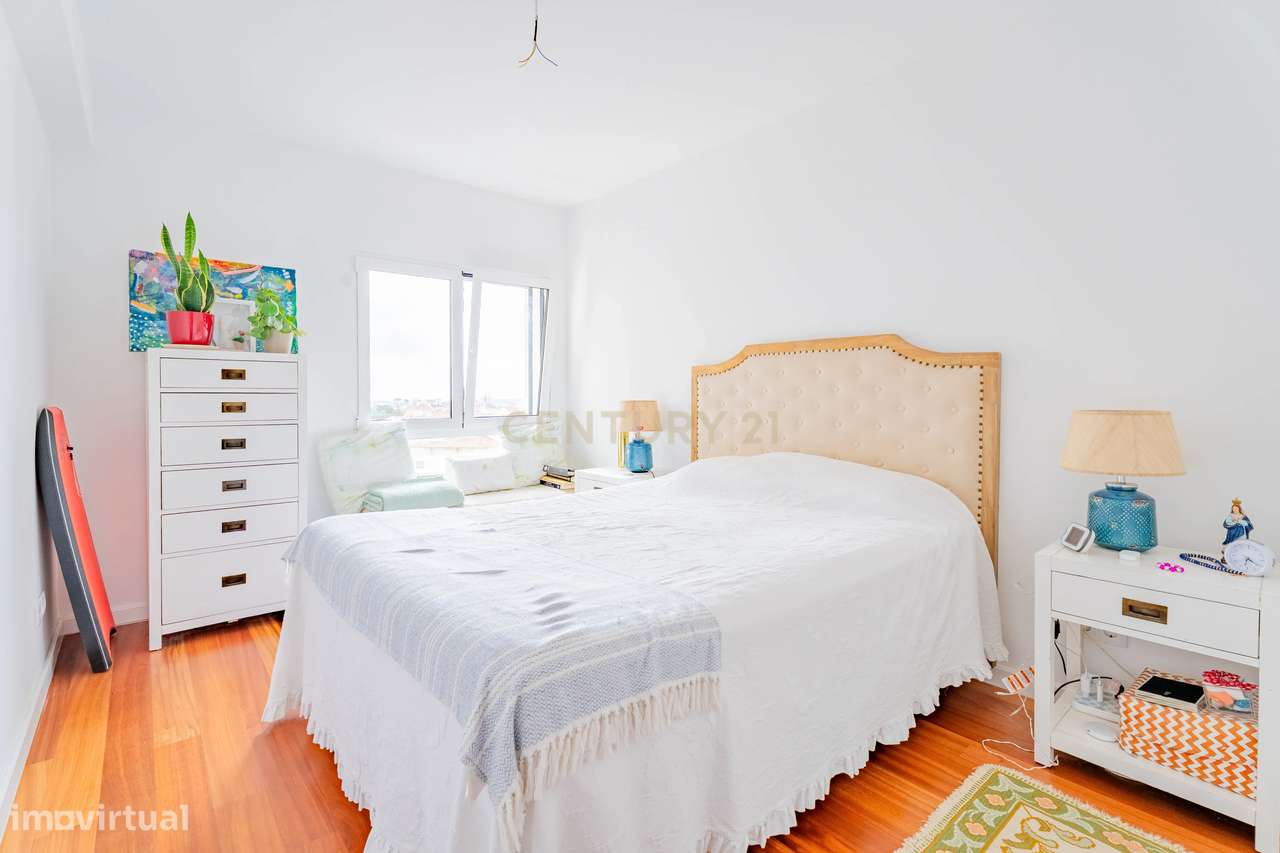 Apartamento T3 com parqueamento - 6ª Fase Massamá - Totalmente remodel - Grande imagem: 4/58