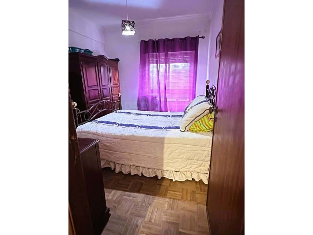 Apartamento T3 - Póvoa Sta. Iria-17