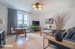 Klimatyczny Apartament (3 Pok. Winda) w centrum