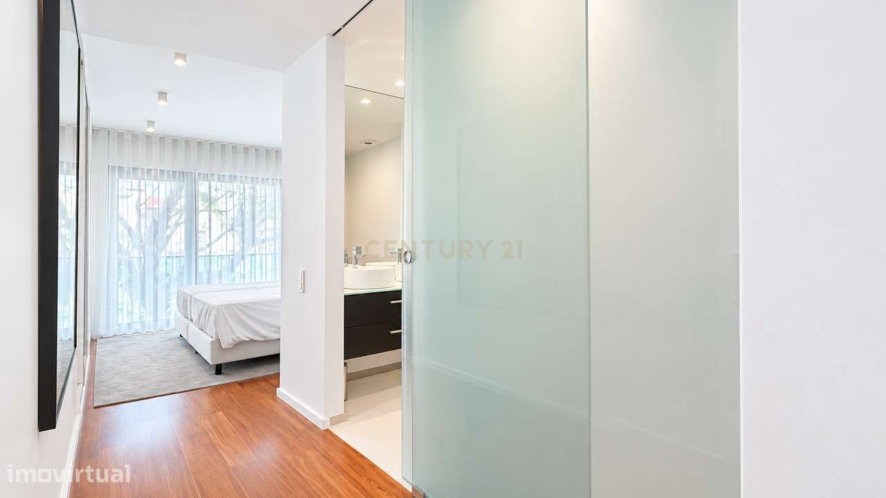 Luxury Property - Apartamento T3 no Edifício Astrolab – Vista Mar, Pis-11