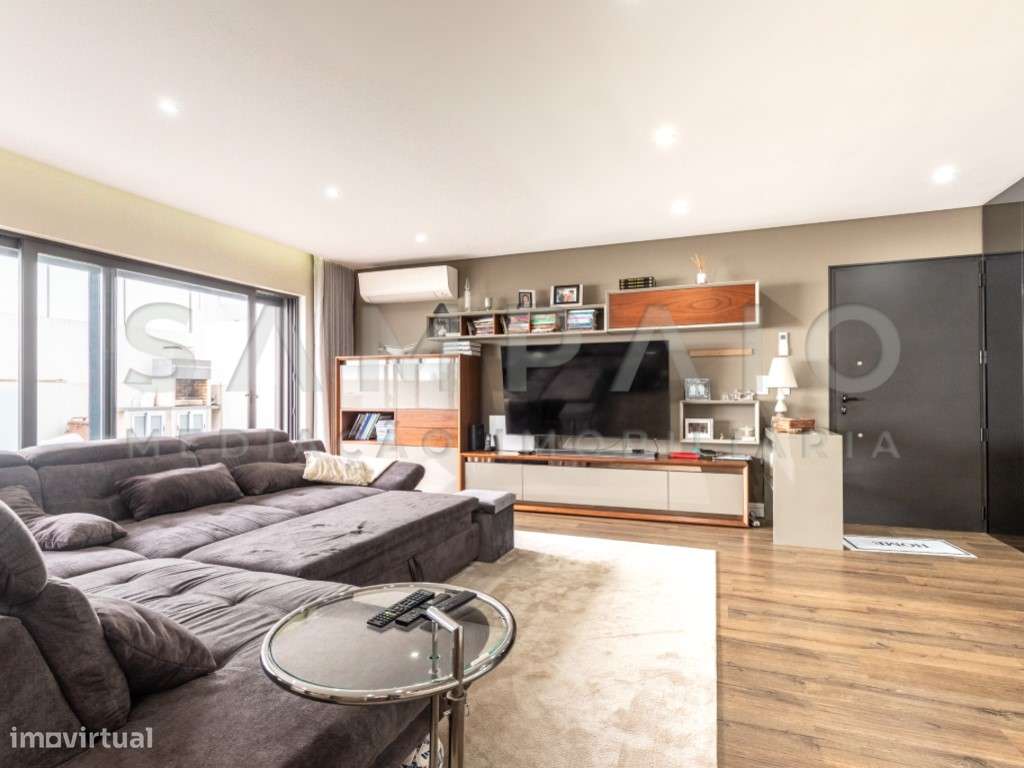 Moradia T3+1 em São Pedro da Cova-9