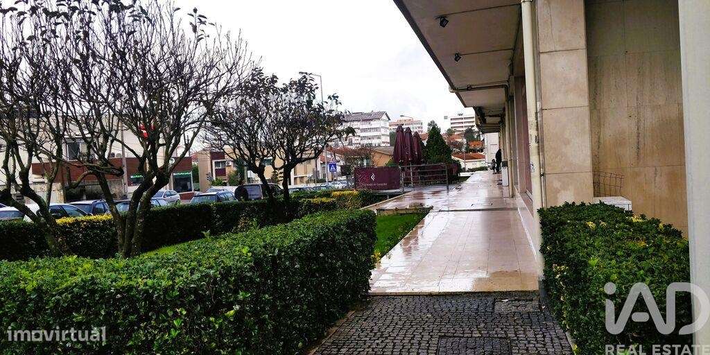 Café / snack-bar em Águas Santas de 118,00 m2 - Grande imagem: 3/30