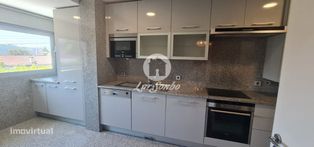 Arrenda-se excelente apartamento T2