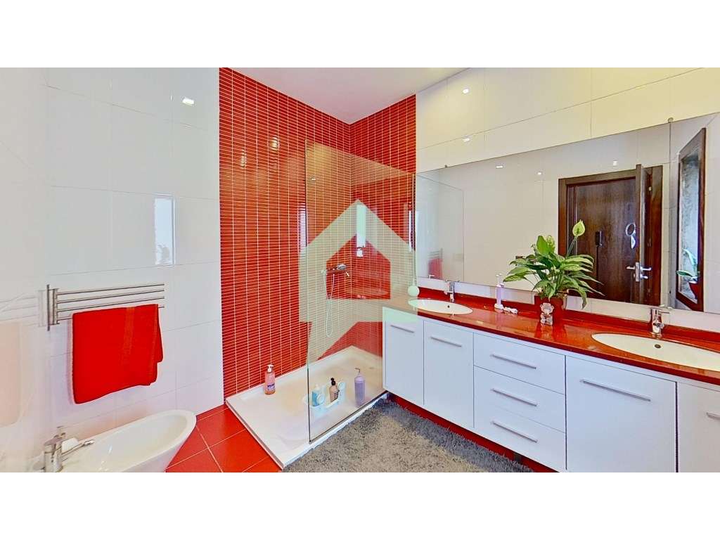 Moradia individual, com três quartos, em Carvalhal, Barcelos.-24