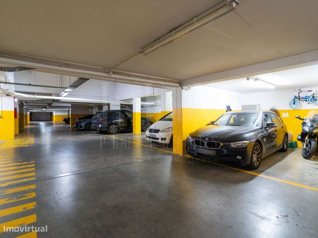 T2 PREMIUM À ROTUNDA DA BOAVISTA-29