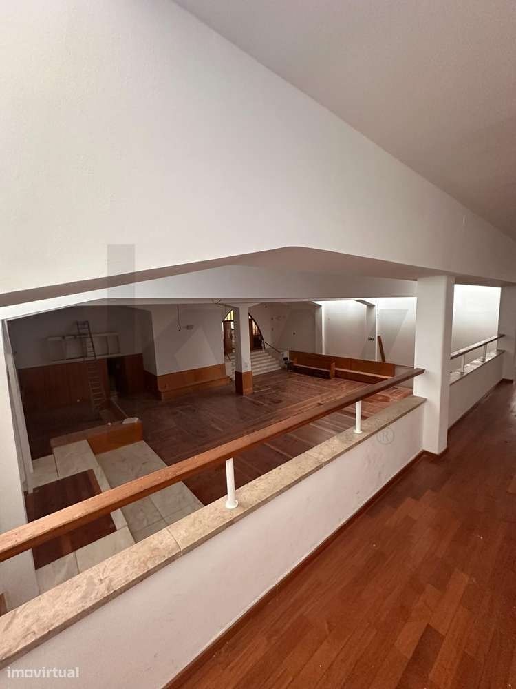 Loft Comercial | Loja 363m2 | 6m Montra | Mezzanine 32m2 | Saldanha | - Grande imagem: 3/17