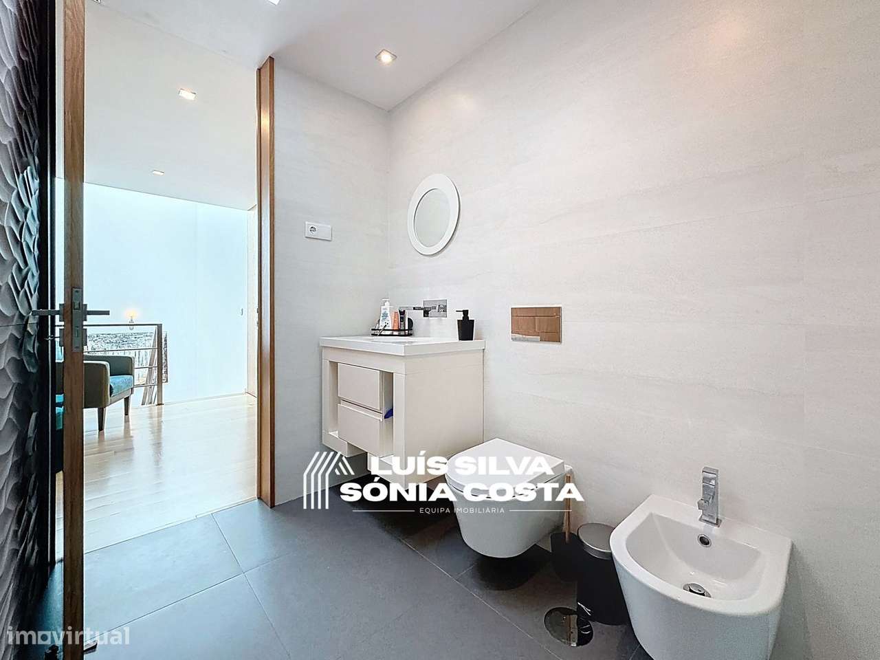 Moradia T3 em Avintes – Conforto, Tecnologia e Design...-36