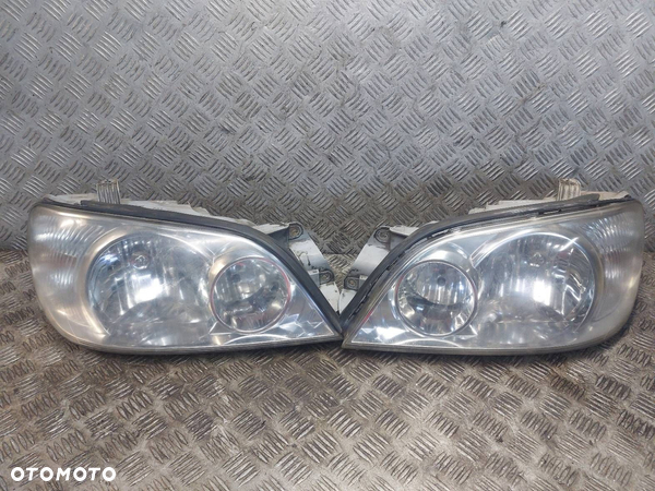 LAMPA LEWY + PRAWY PRZÓD KIA CARNIVAL I LIFT EU - 1