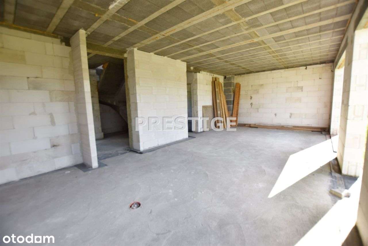 Niemstów, dom/możliwość prowadzenia działalności-13