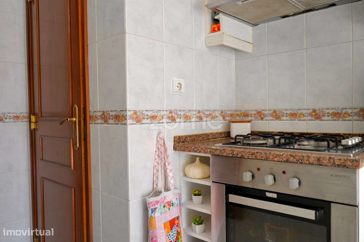 Apartamento T3 - Vale Mourão-7