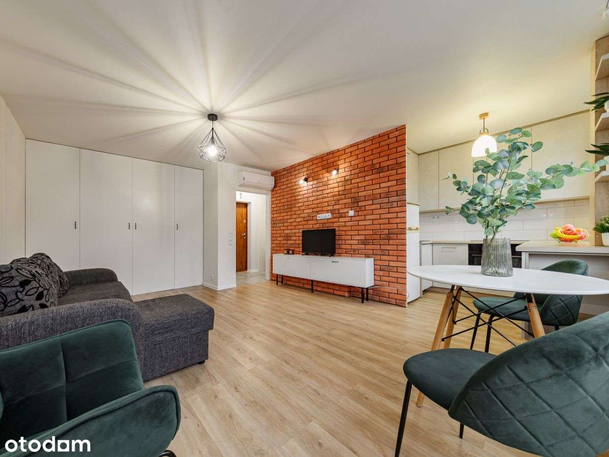 Przytulna kawalerka / Blisko Metra-4