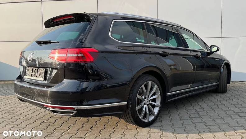 Volkswagen Passat 2.0 TDI BMT 4Mot Highline DSG - 9