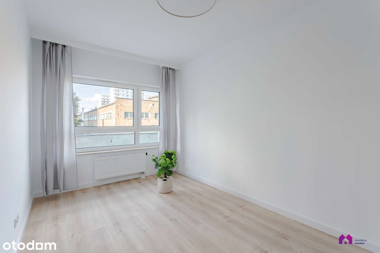 GOTOWE do ZAMIESZKANIA- TRZY pokoje blisko LASKU-12