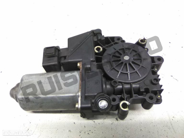 Motor De Elevador Frente Direito Confort 8d095_9802b Audi A4 (8 - 2