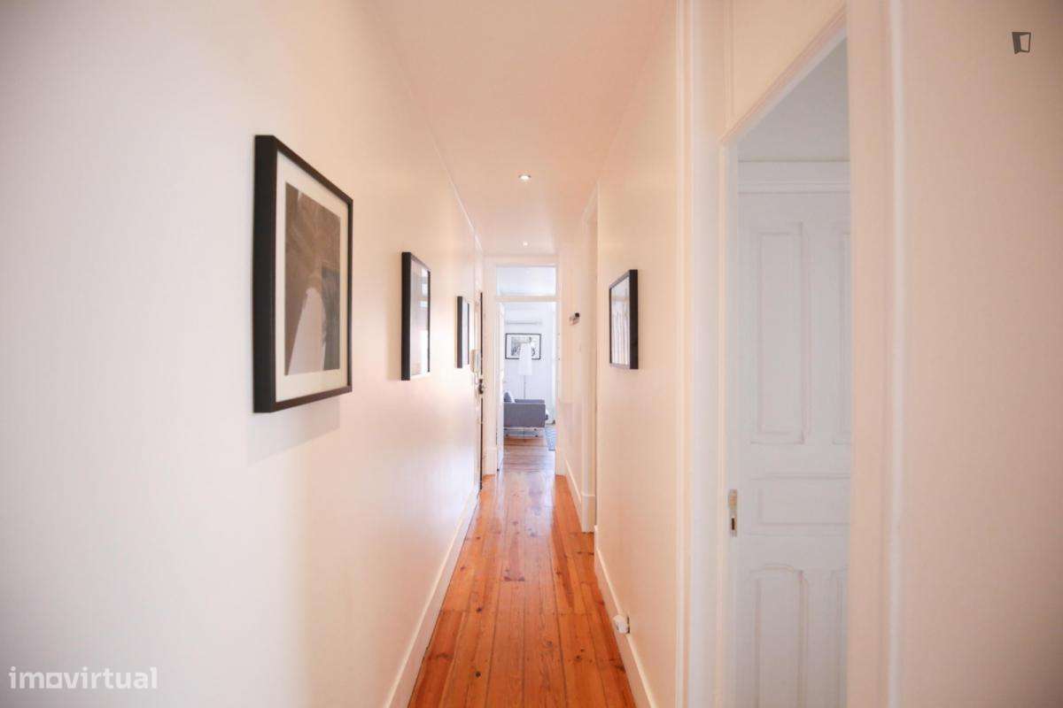 Quarto - localizado em Arroios Lisbon - Grande imagem: 3/6