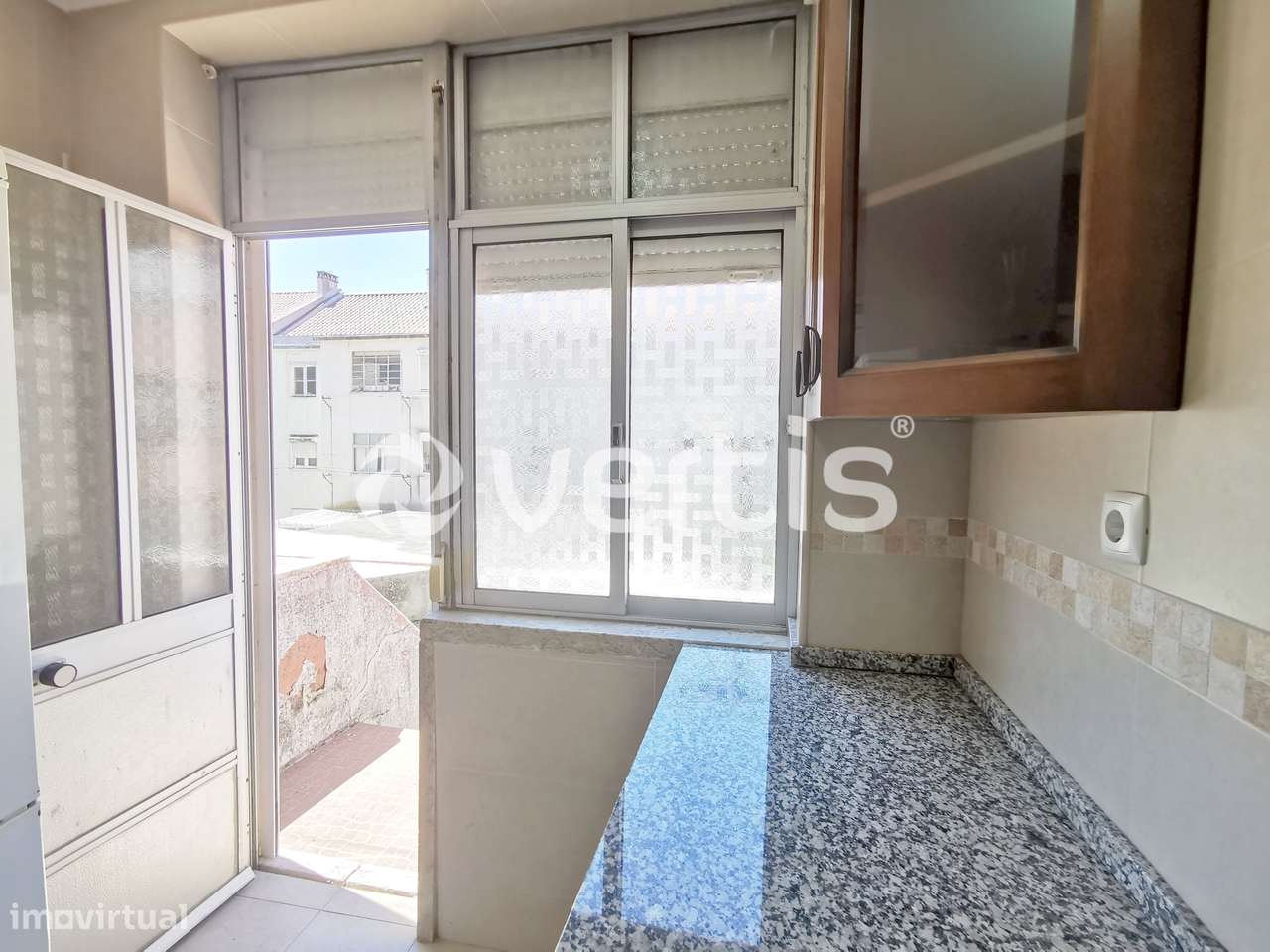 Apartamento T1 com Quintal 30 m2 na Pontinha, Odivelas - Lisboa-11