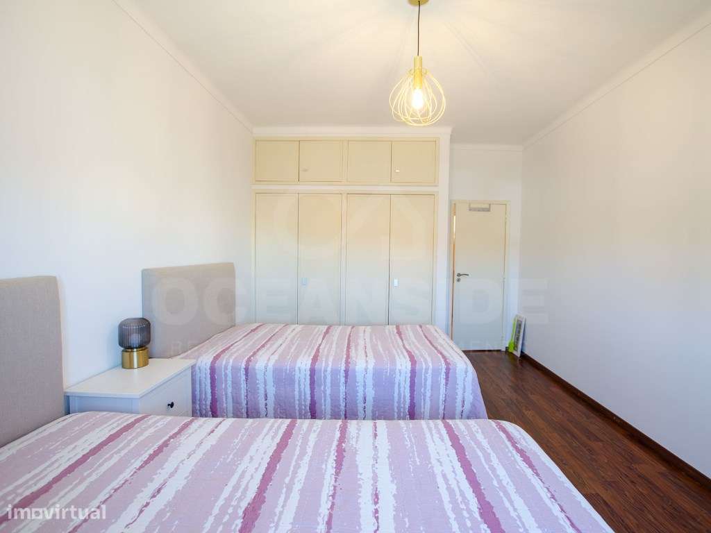 Moradia T6+1 renovada em Benavente-34