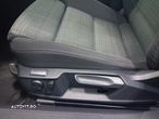 Volkswagen Passat 2.0 TDI DSG Comfortline - 10