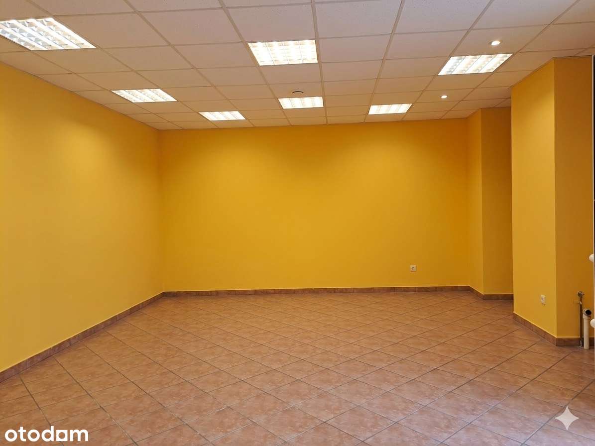 Lokal usługowy 86,6 m² | Centrum Myśliborza | Wejście z ulicy - Pełny obrazek: 4/8