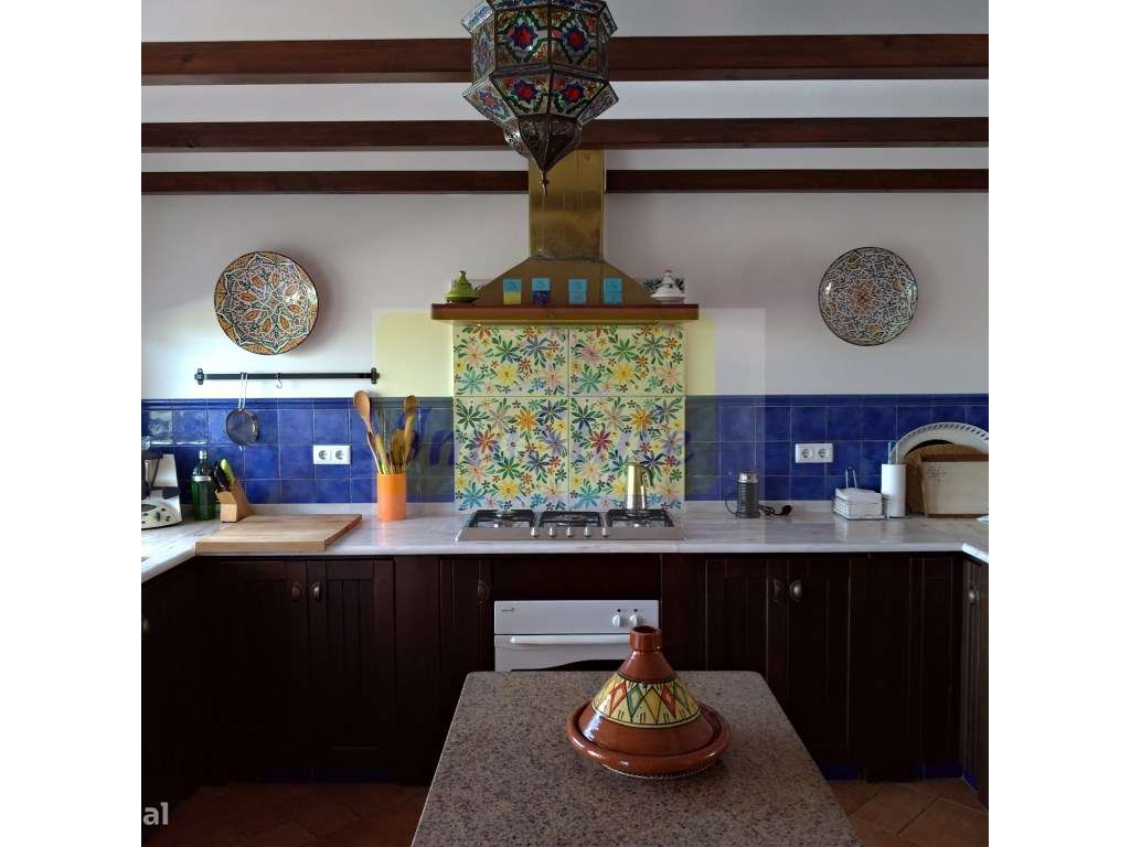 Moradia isolada com cave e apartamento independente em Castro Marim-21