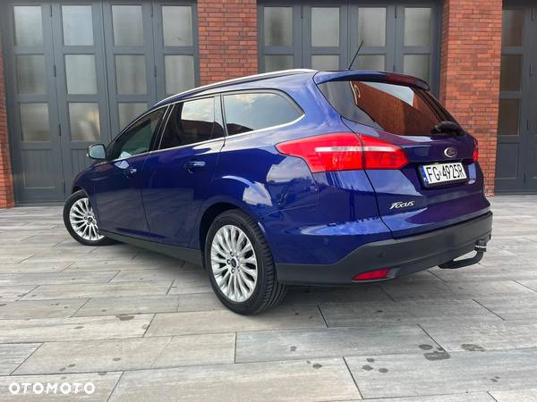 Ford Focus 1.5 EcoBlue Start-Stopp-System TITANIUM - 6