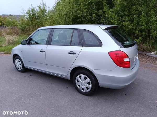 Skoda Fabia 1.4 16V Ambition - 2