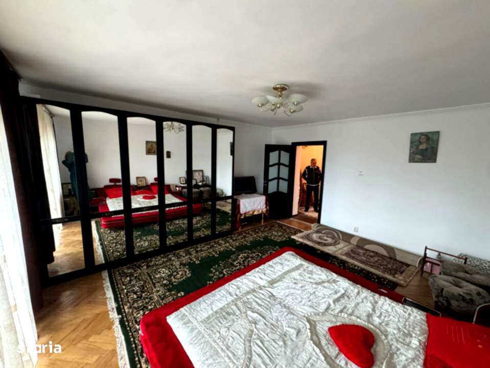 Vanzare triplex cu garaj si curte Zamca Suceava - 240mp- Oferta rara!-11