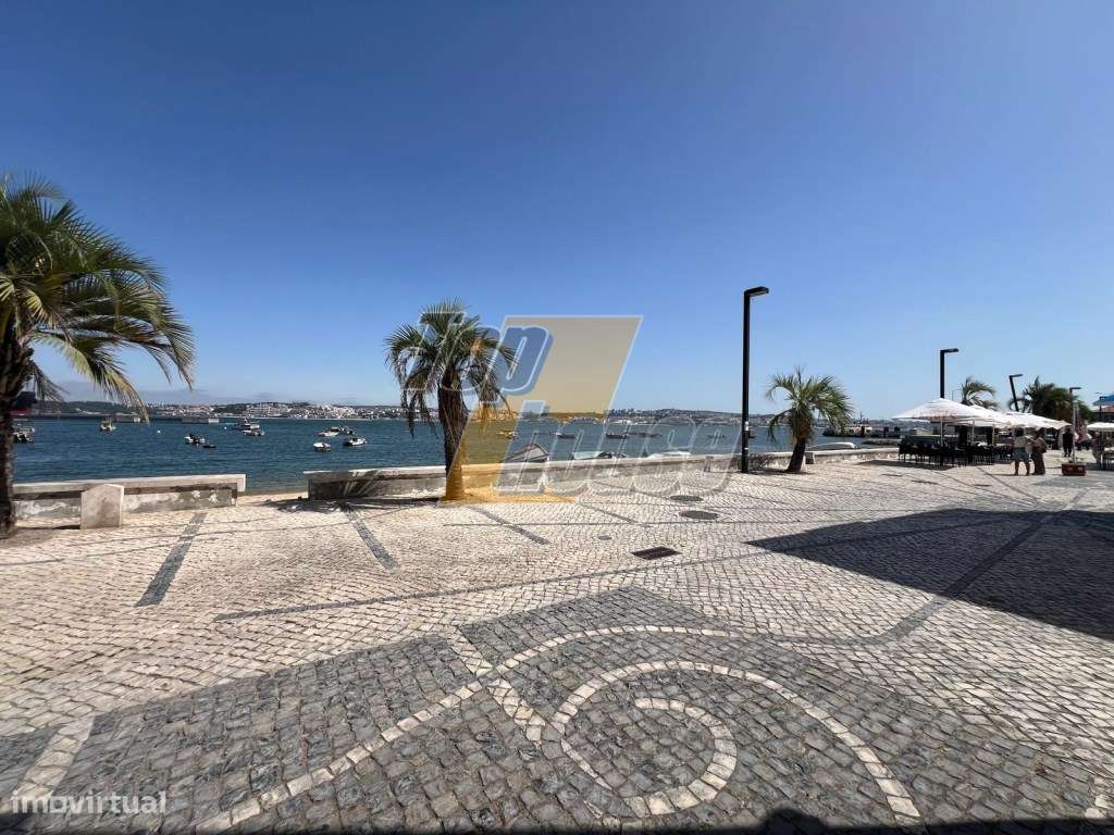Apartamento T1 Remodelado | Trafaria-14