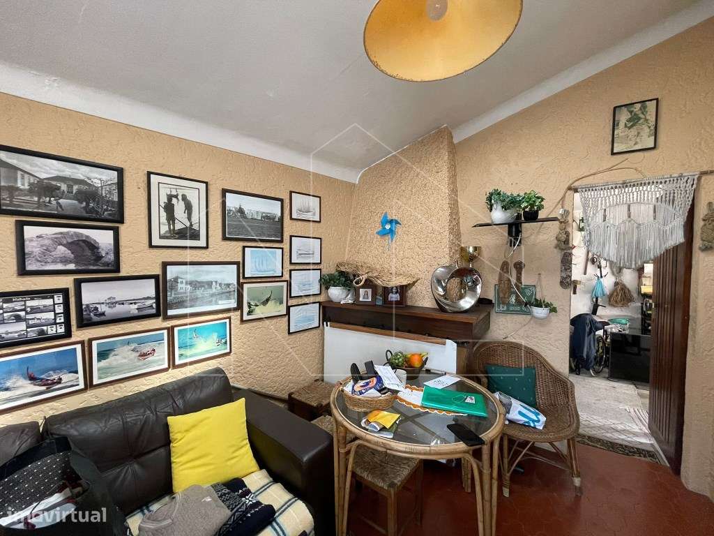 Moradia T3 com pátio e sótão amplo - Centro de Ílhavo-10