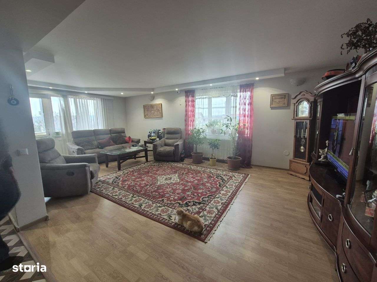 Casa Scheia de vanzare - Imagine principală: 2/15