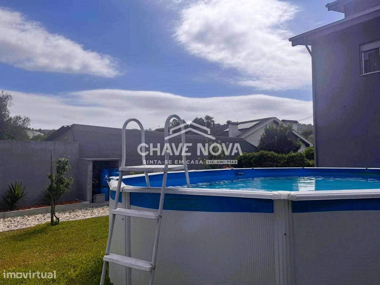 Moradia Isolada T4 c/ Piscina em Vilar de Andorinho - Grande imagem: 5/13