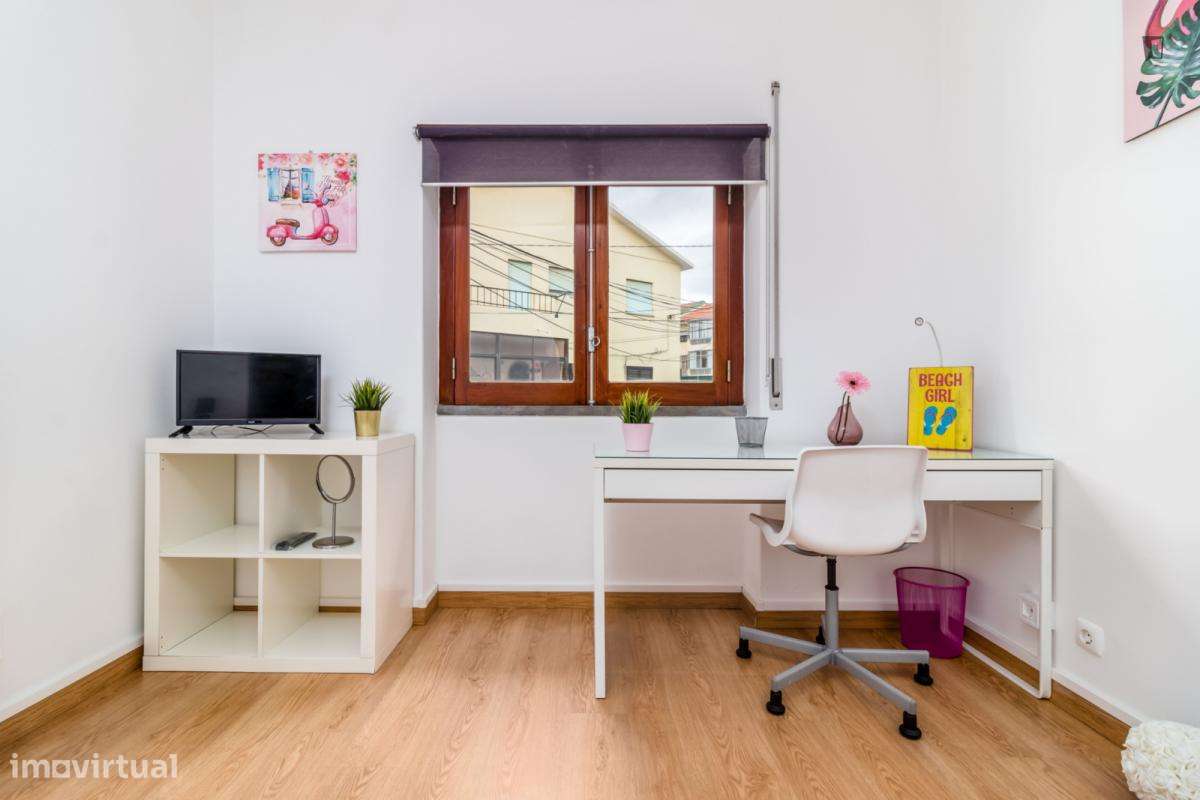 Quarto - localizado em Carcavelos Lisbon - Grande imagem: 4/7