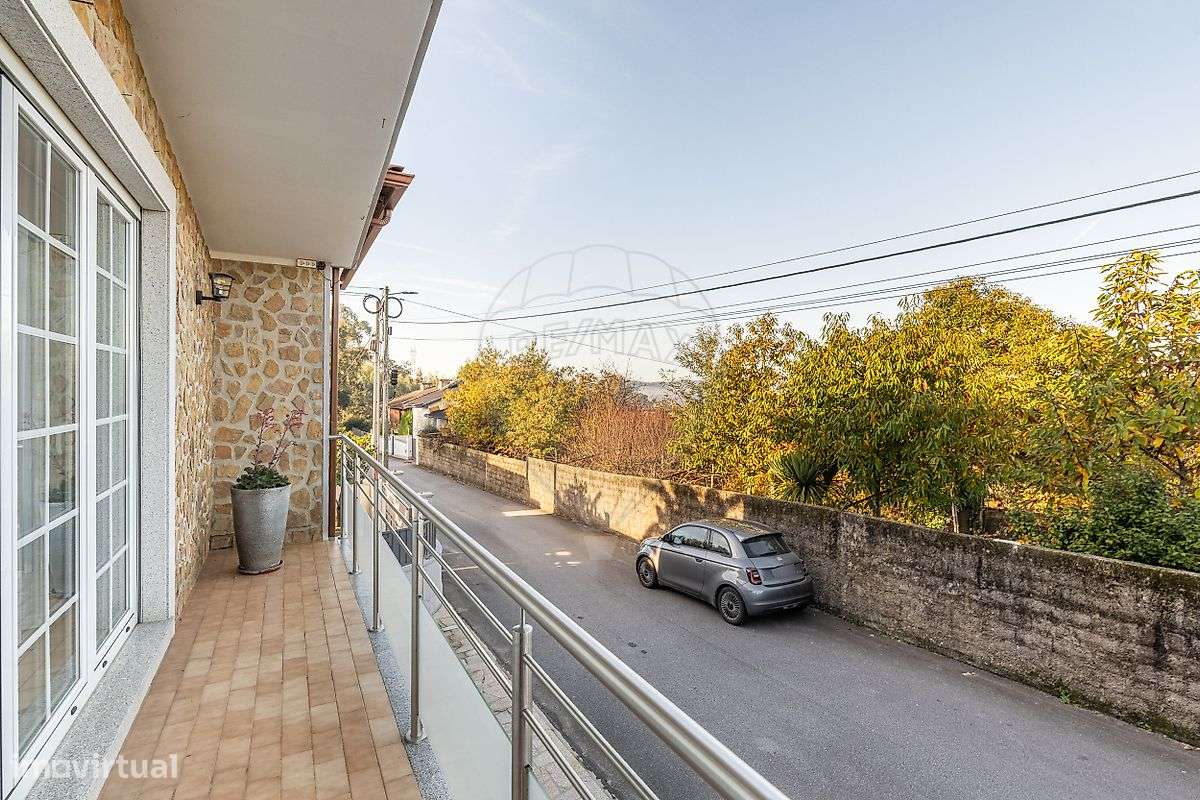 Moradia T5 para venda-20