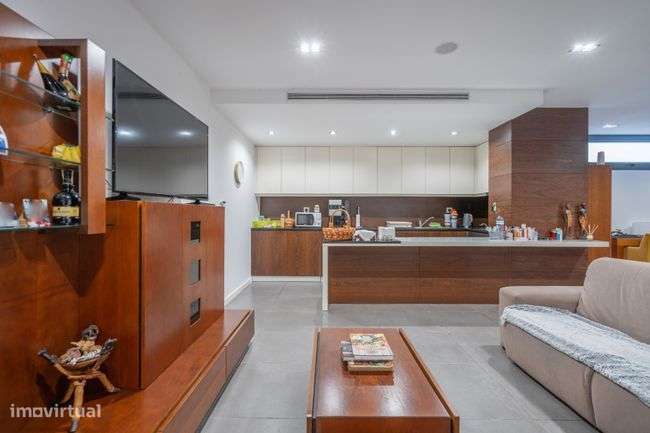 Moradia de Luxo para venda T4-14